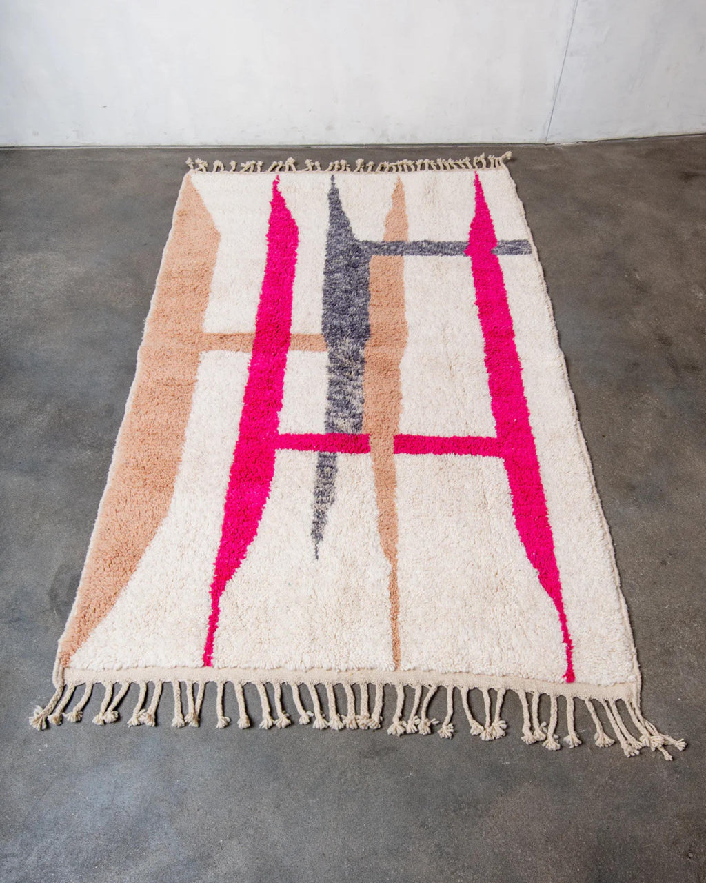 Handmade Wool Berber Rug: Custom Moroccan Azilal Rug