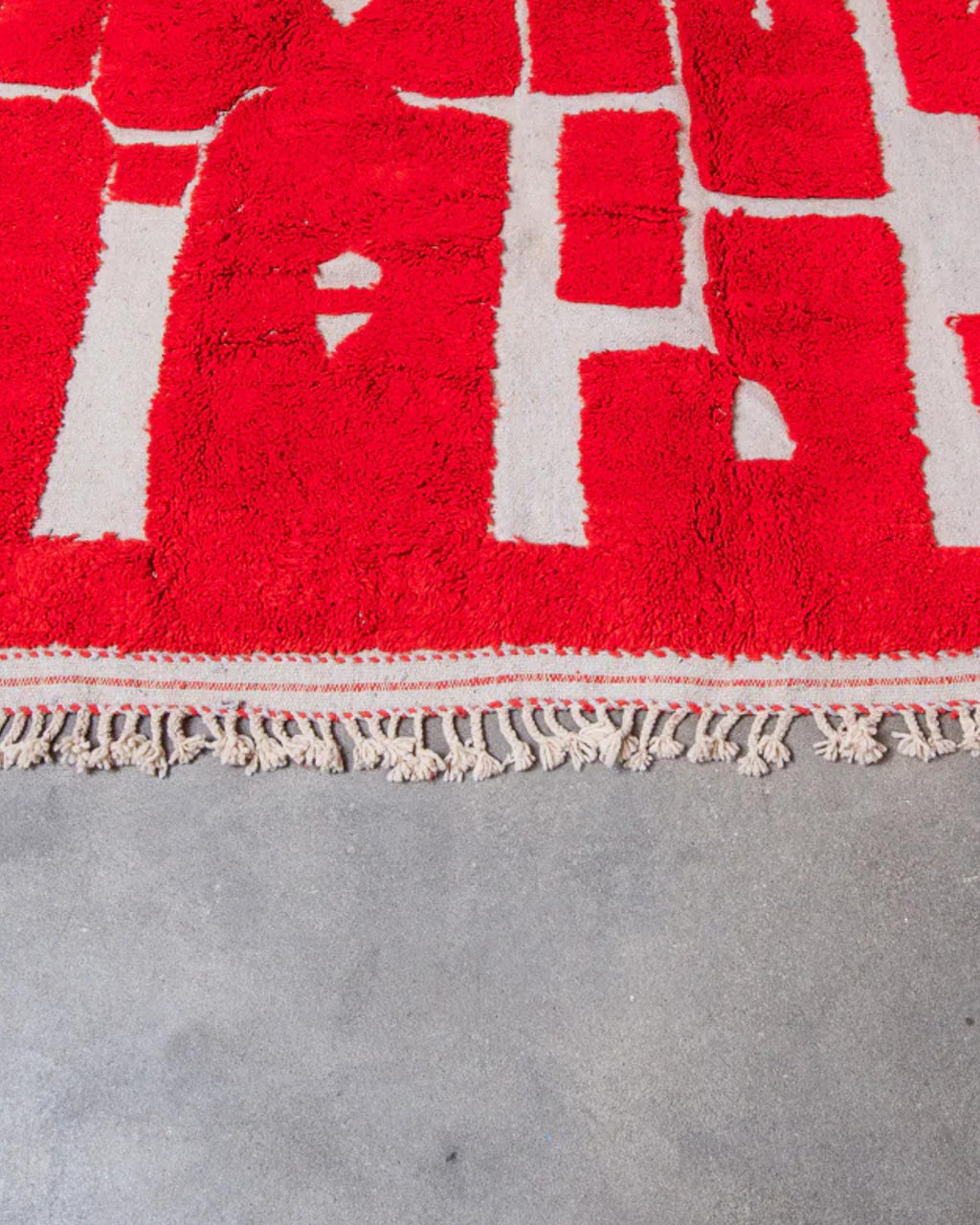 Handmade Red Wool Moroccan Kilim Rug: Large Berber Design