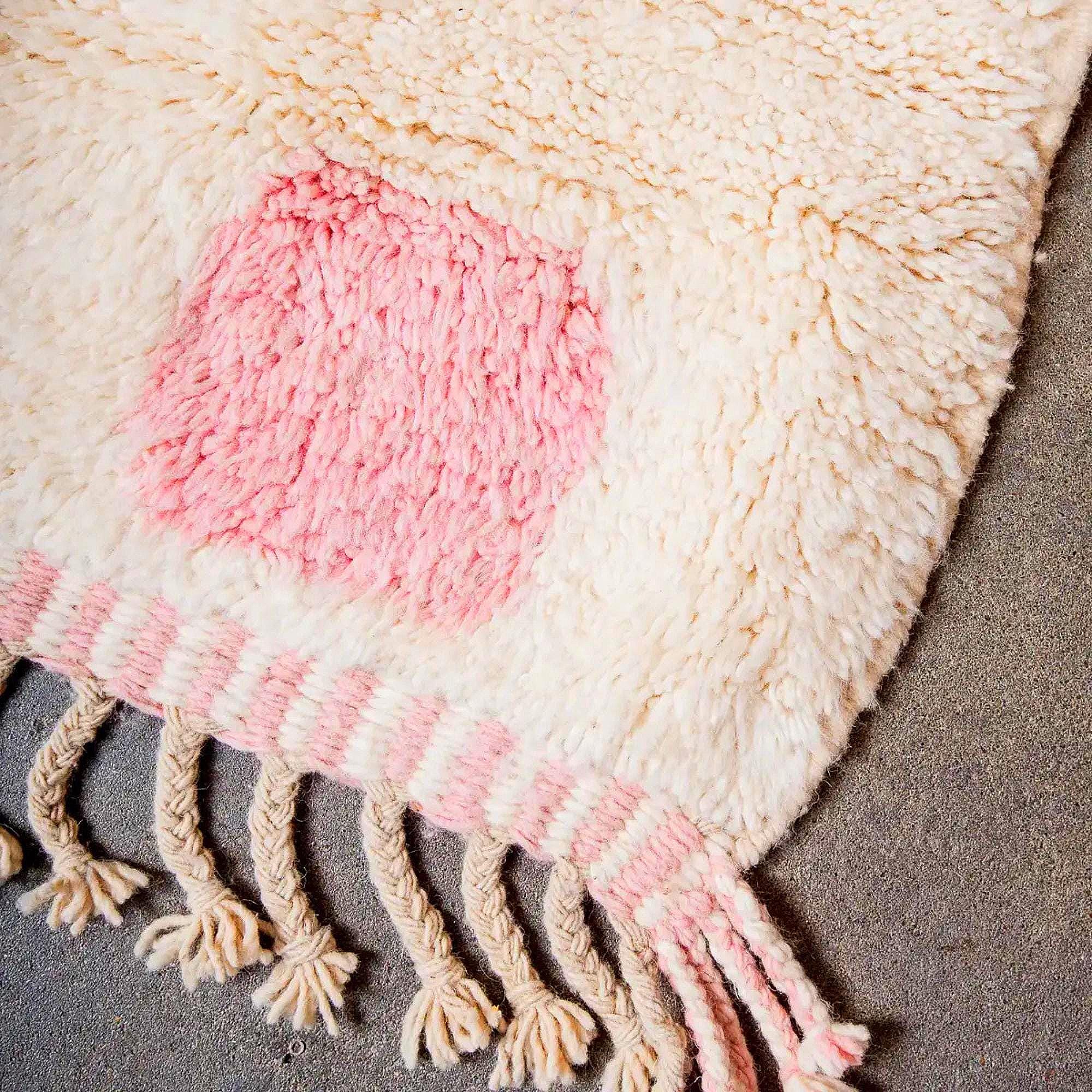 Handmade Pink Moroccan Kilim Rug: Berber Wool Rug