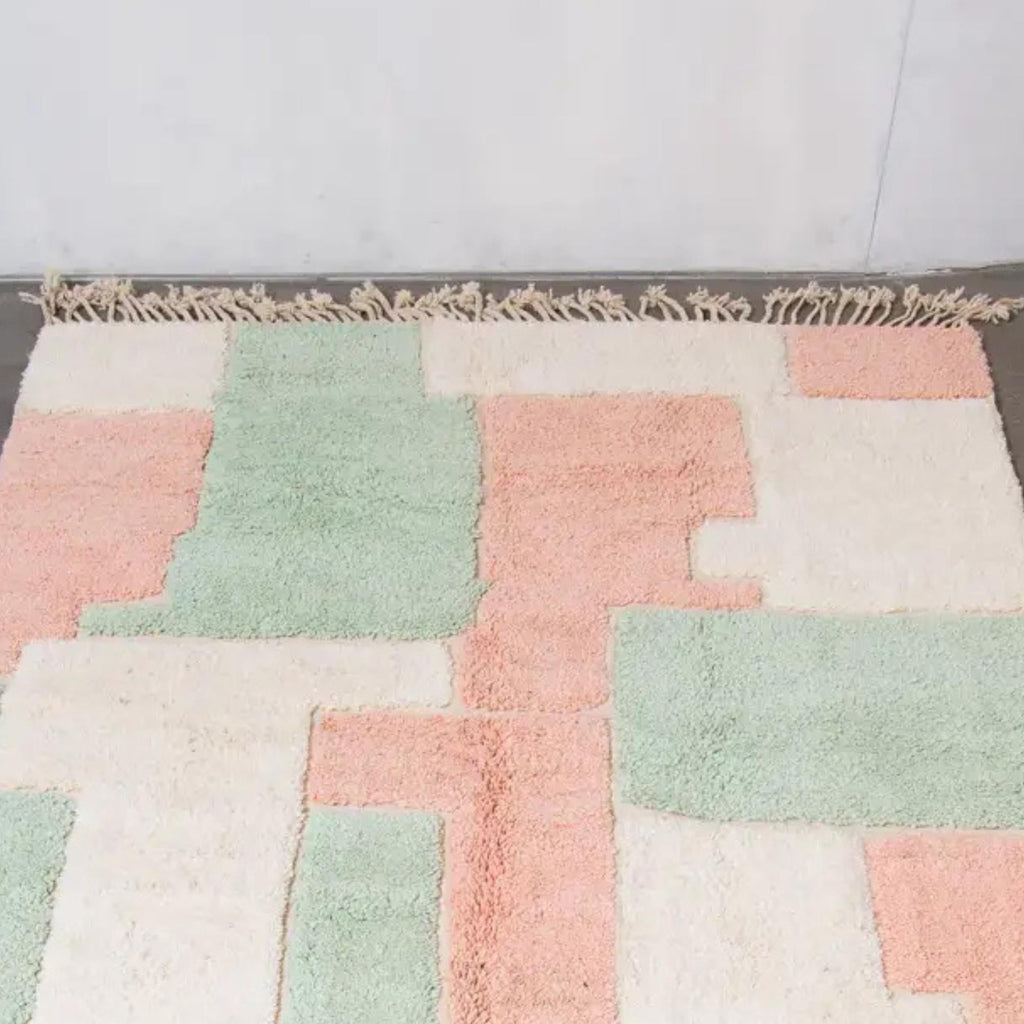 Handmade Beni Ourain Wool Rug (8x10): Green & Pink Berber Shag