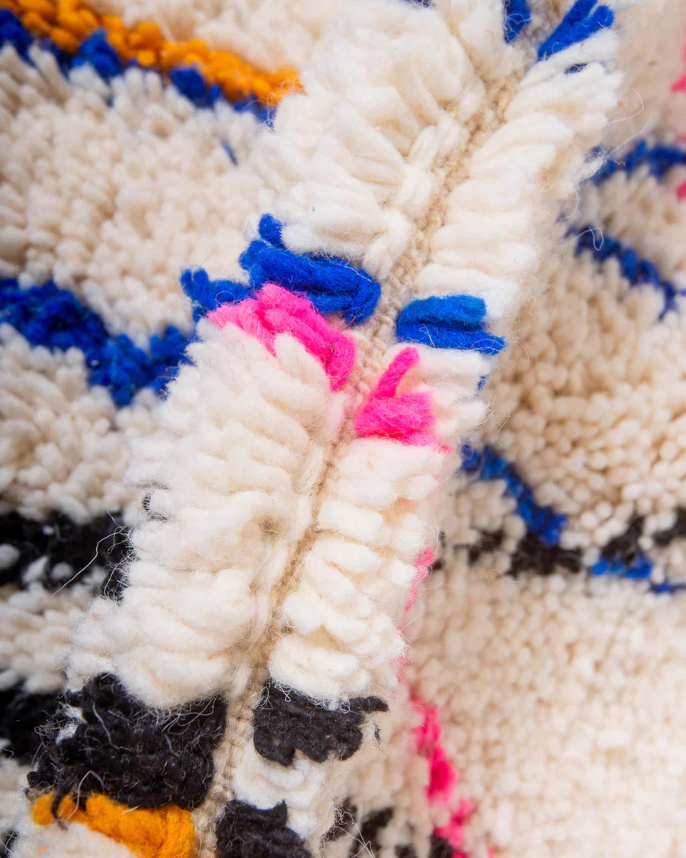 Handwoven Argyle Berber Rug: Cream Wool Moroccan Carpet