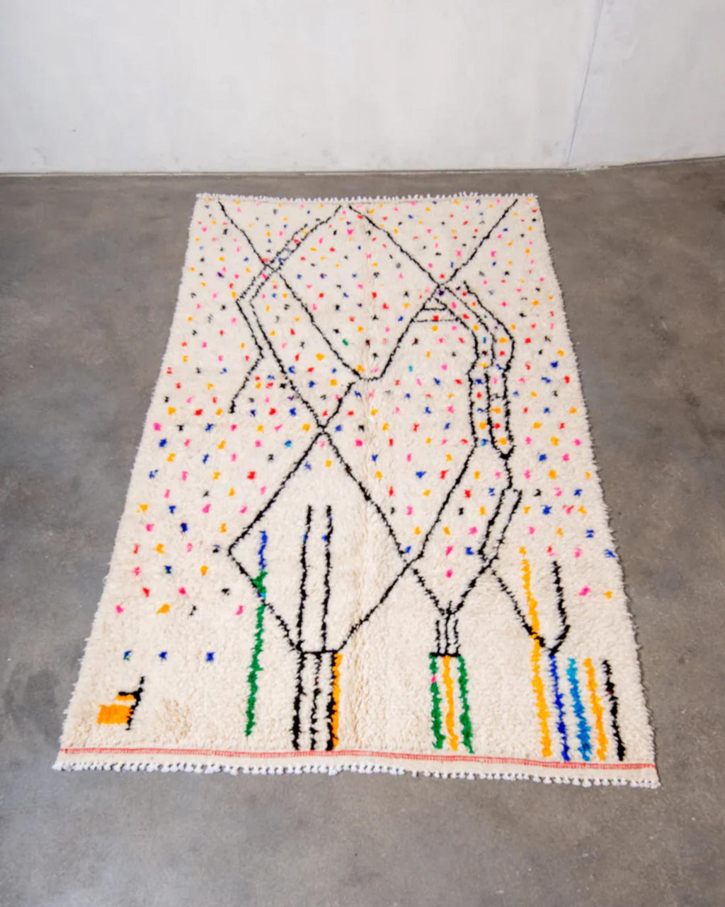 Handwoven Azilal Argyle Rug: Moroccan Sheepskin & Jute Extra Large Carpet