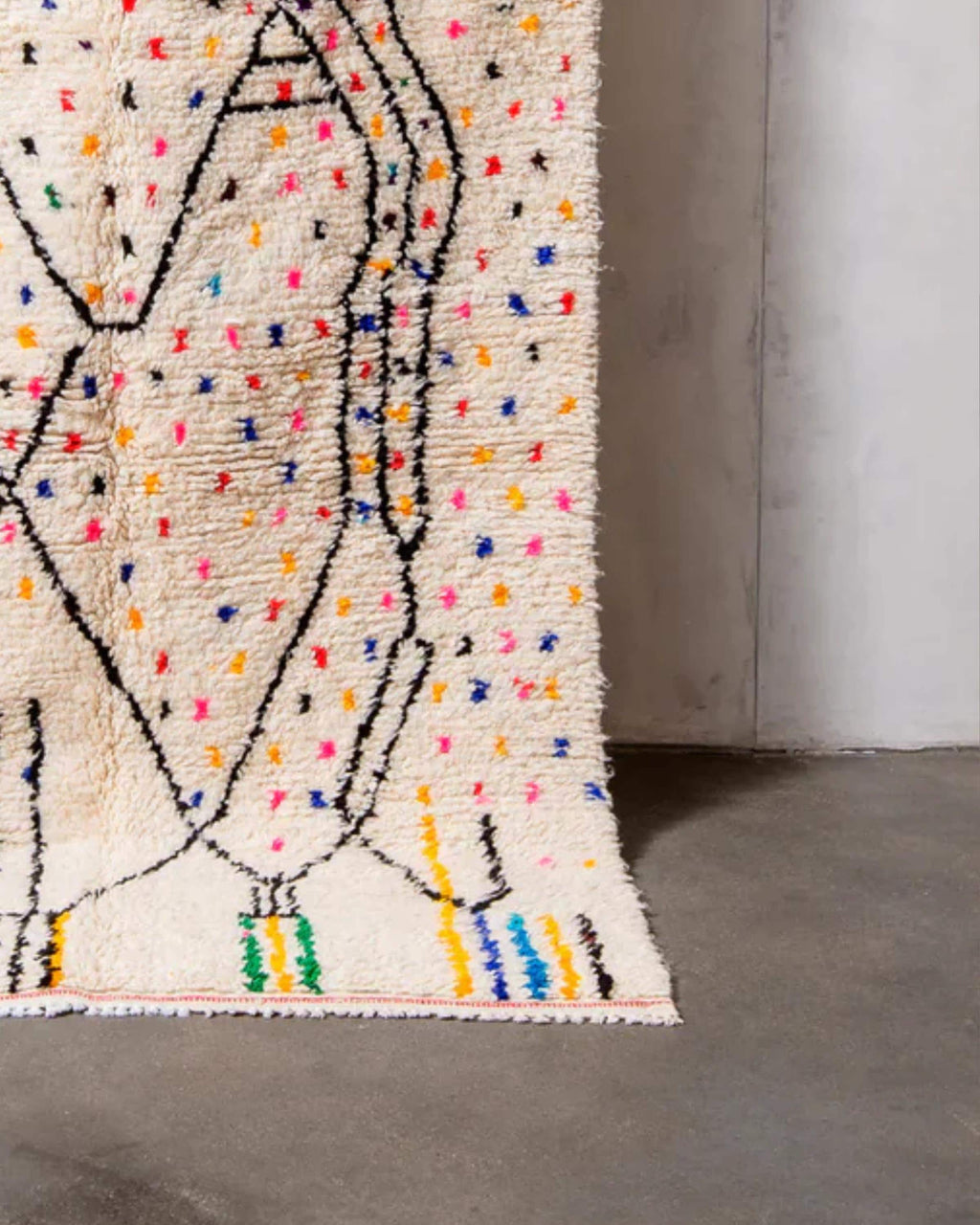 Handwoven Azilal Argyle Rug: Moroccan Sheepskin & Jute Extra Large Carpet