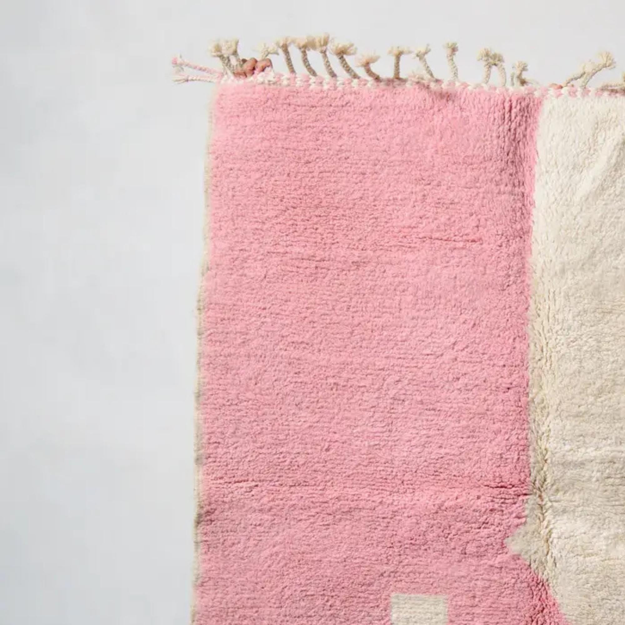 Handmade Pink Argyle Moroccan Rug: Berber Wool Beni Ourain Carpet