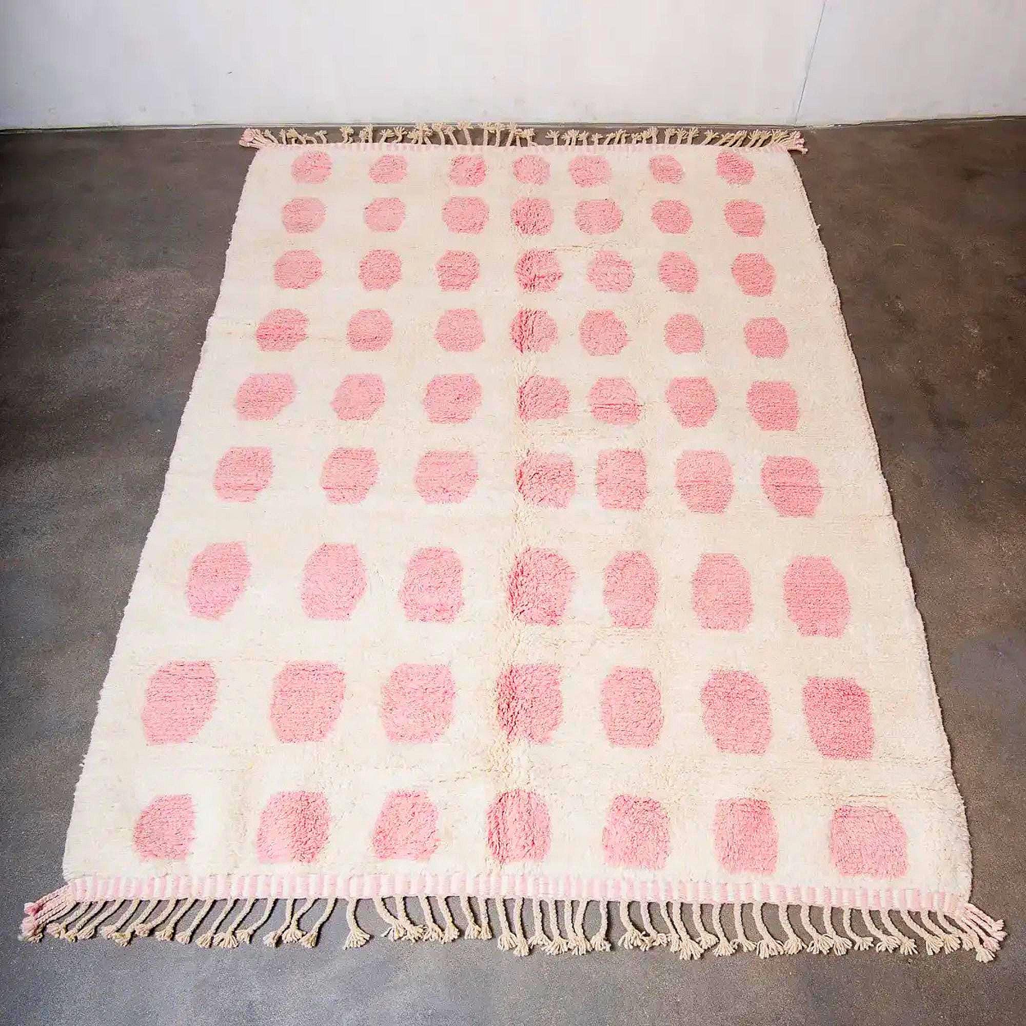 Handmade Pink Moroccan Kilim Rug: Berber Wool Rug