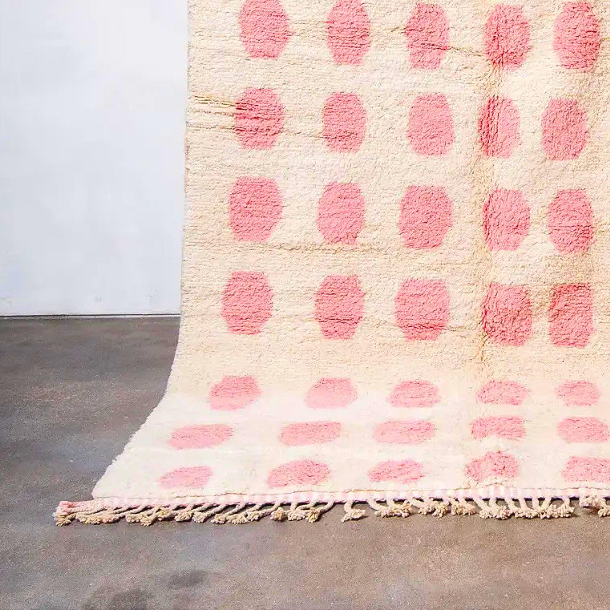 Handmade Pink Moroccan Kilim Rug: Berber Wool Rug