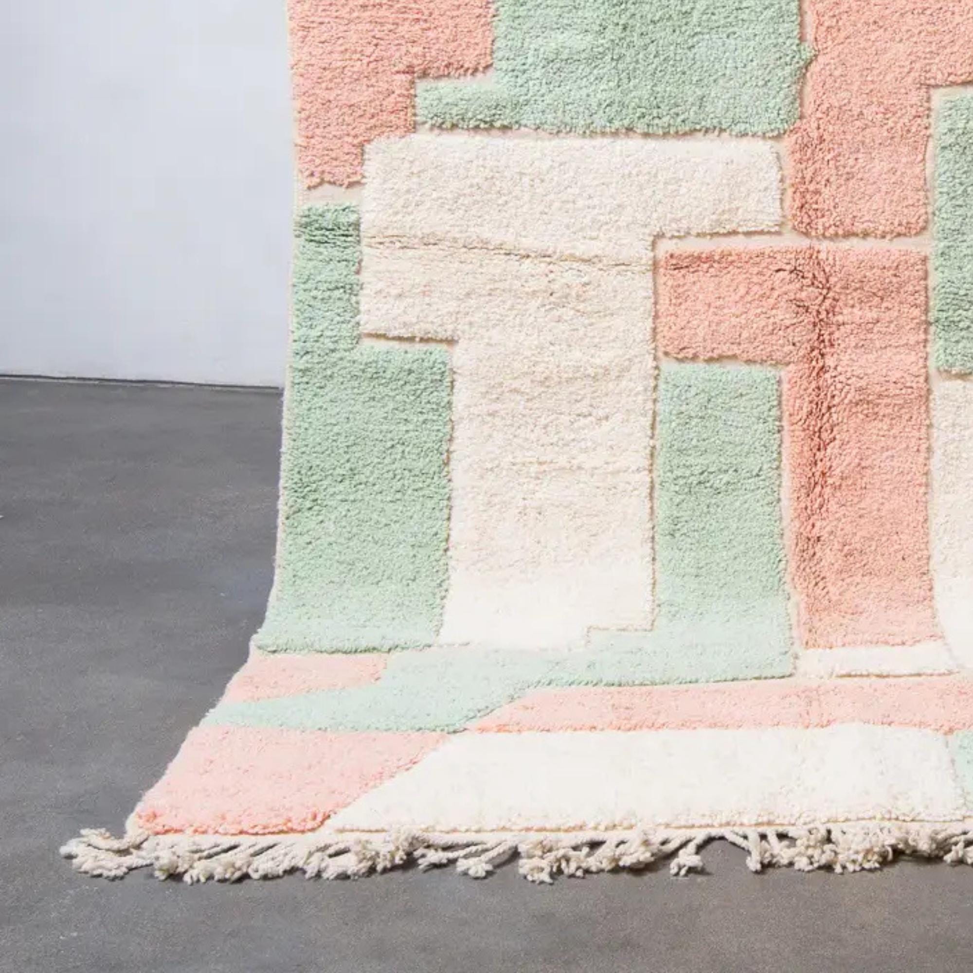 Handmade Beni Ourain Wool Rug (8x10): Green & Pink Berber Shag