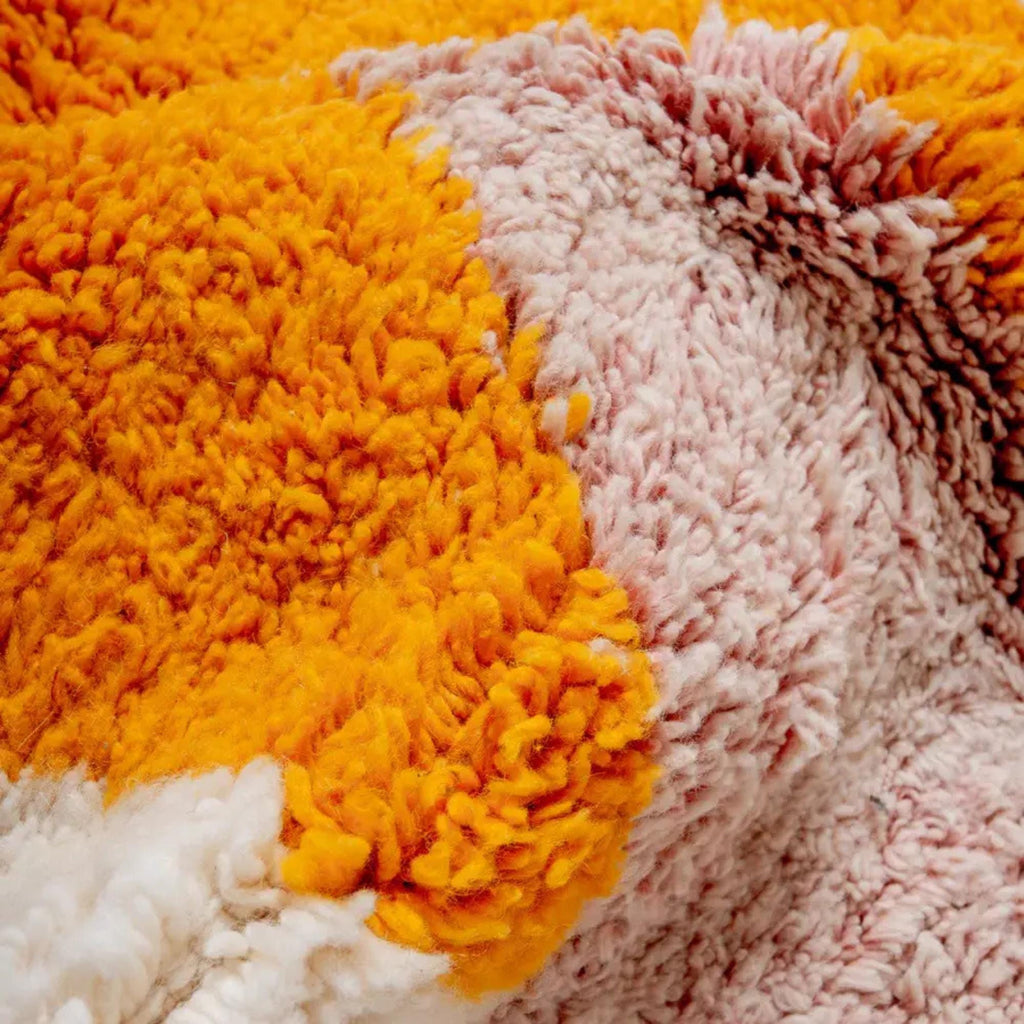 Handmade Wool Beni Ourain Rug: Bohemian White Moroccan Carpet