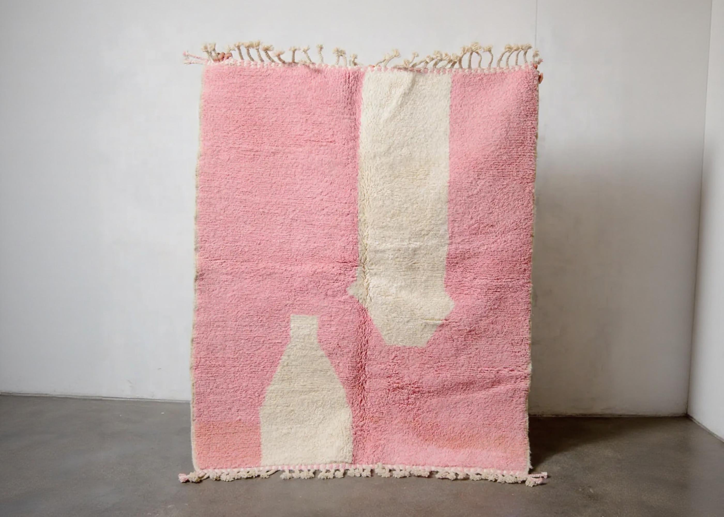 Handmade Pink Argyle Moroccan Rug: Berber Wool Beni Ourain Carpet