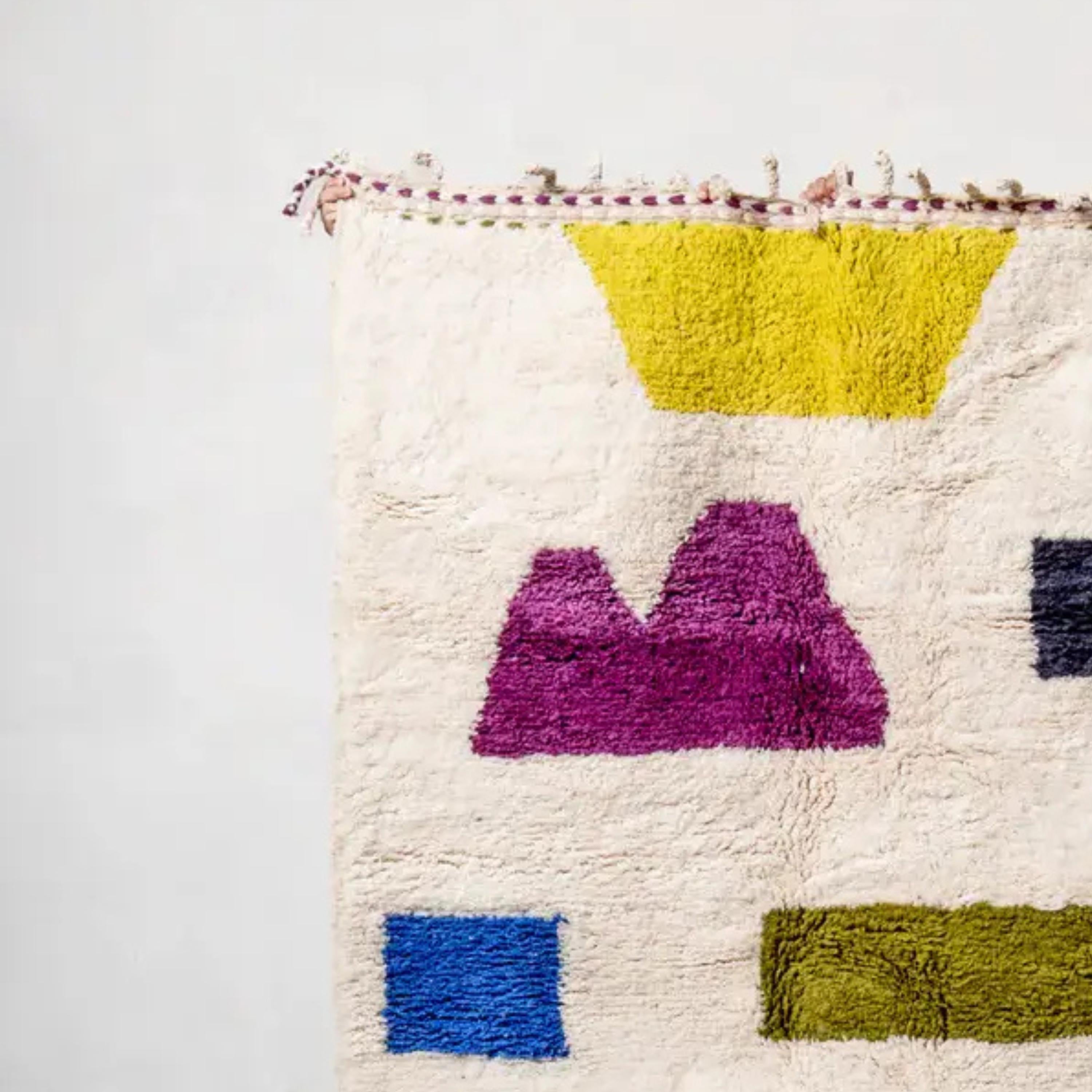 Colorful Wool Beni Ouarain Rug: Authentic Moroccan Berber Rug