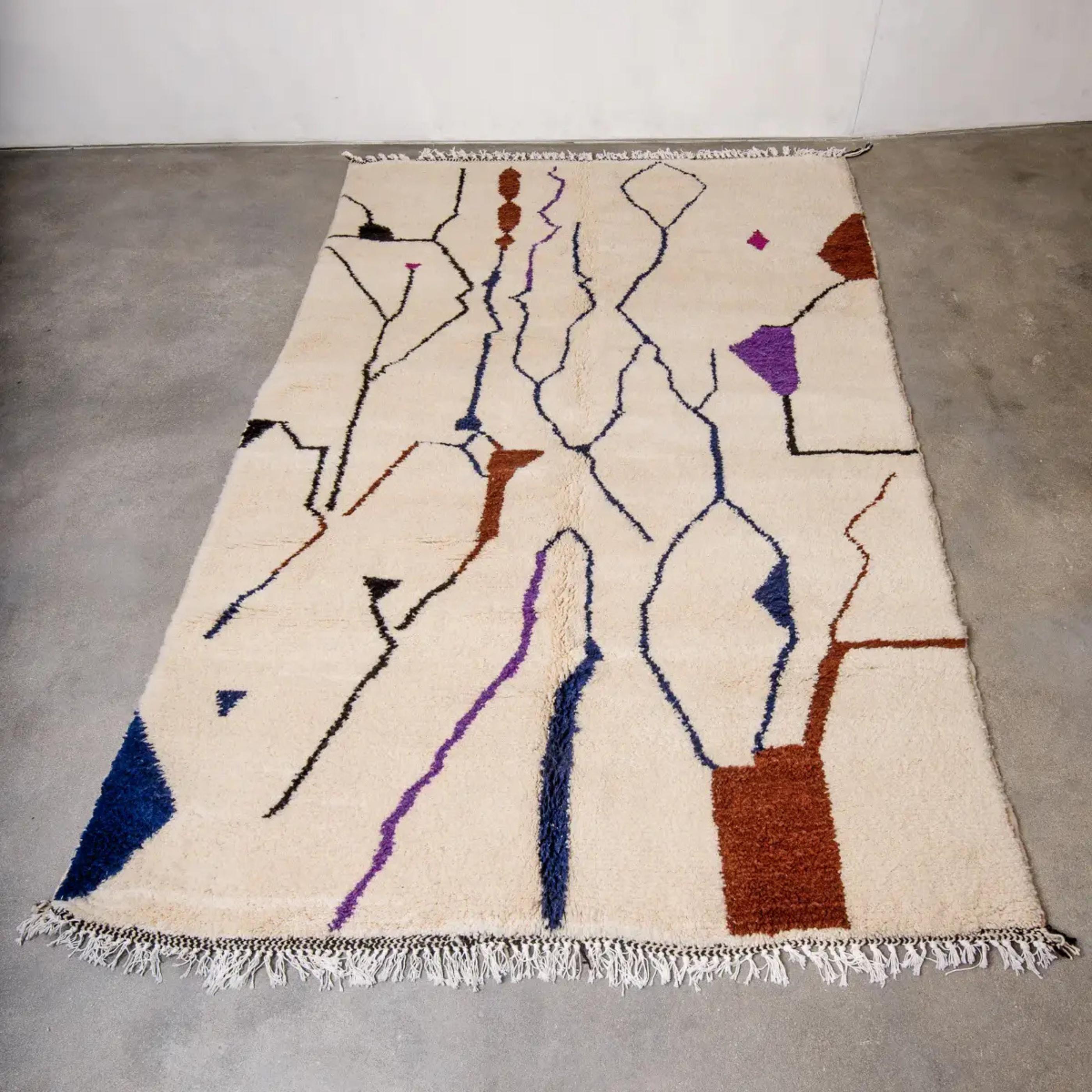 Handmade Beni ourain Moroccan Rug: Creamy Wool Moroccan Style