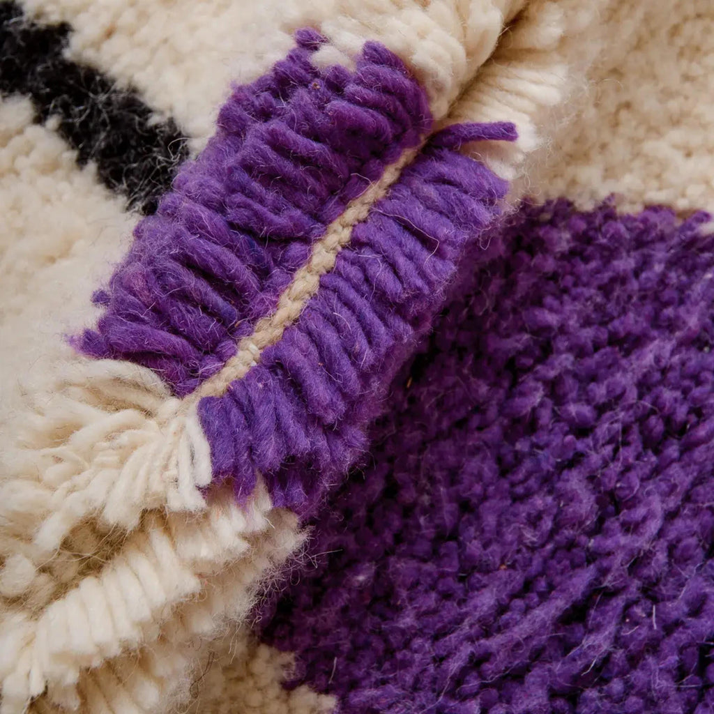 Handmade Beni ourain Moroccan Rug: Creamy Wool Moroccan Style