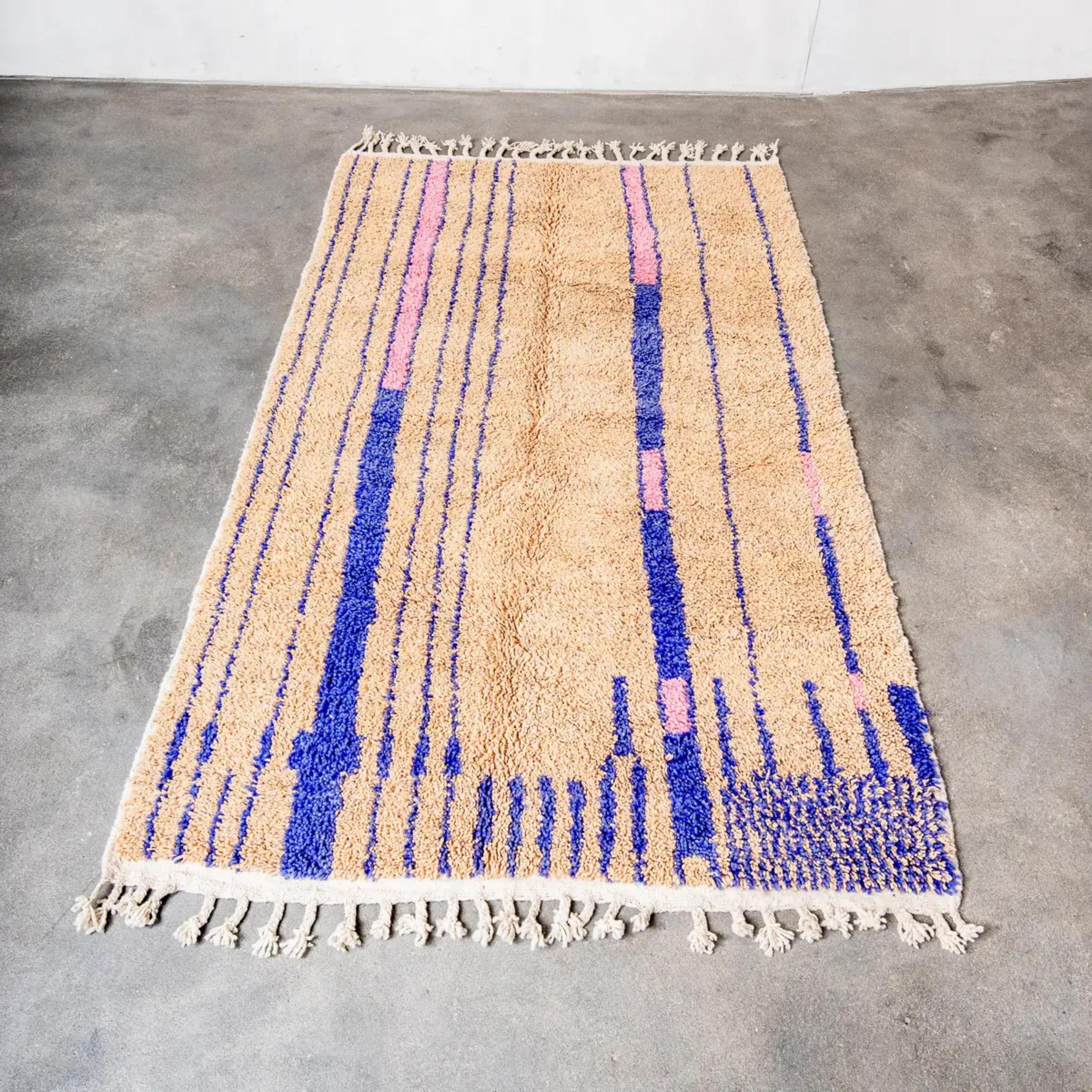 Handmade brown Moroccan Rug: Berber kilim Wool Rug