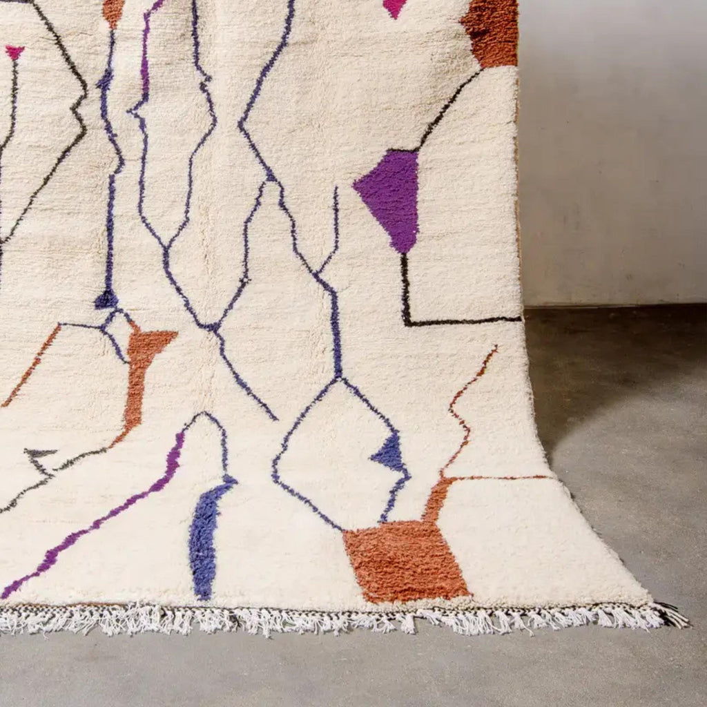 Handmade Beni ourain Moroccan Rug: Creamy Wool Moroccan Style